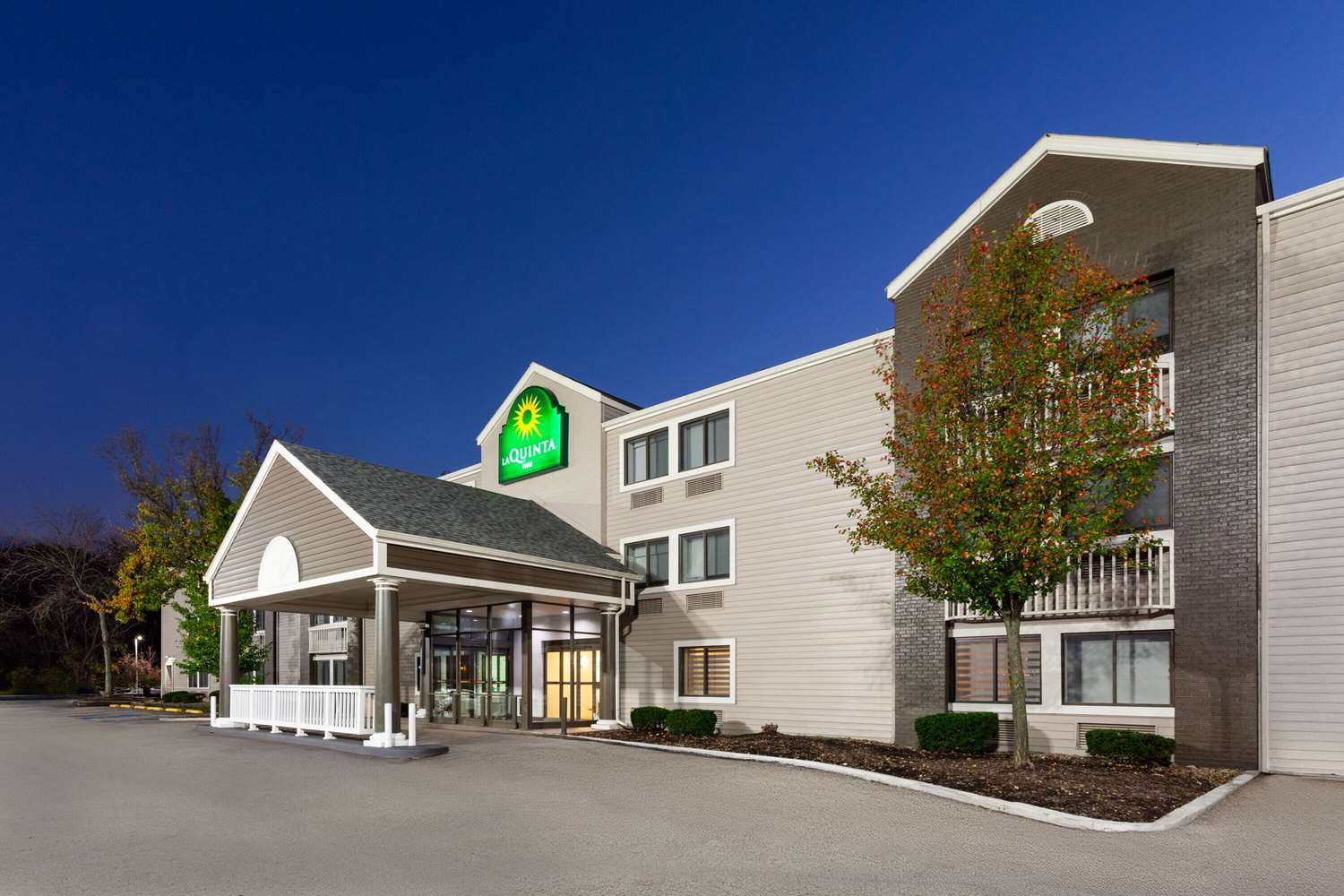 La Quinta Inn by Wyndham Cleveland Independence 1/13