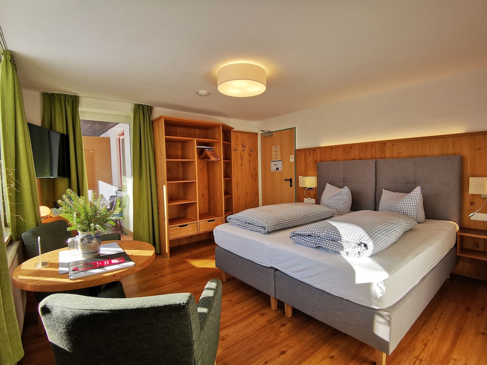 Hotel Waldmann 14/50