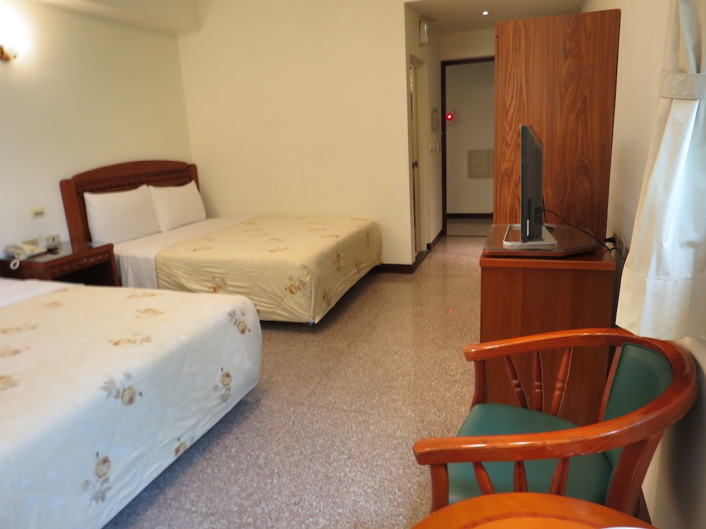 Chantai Hotel 10/44