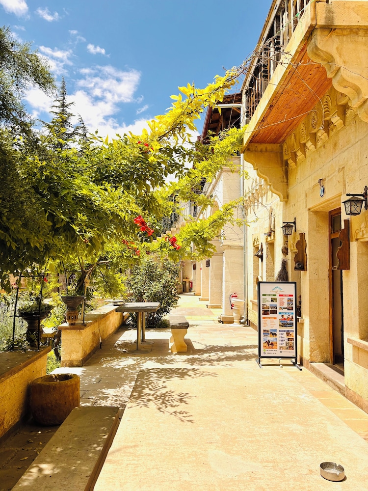 Mozaik Otel 42/50