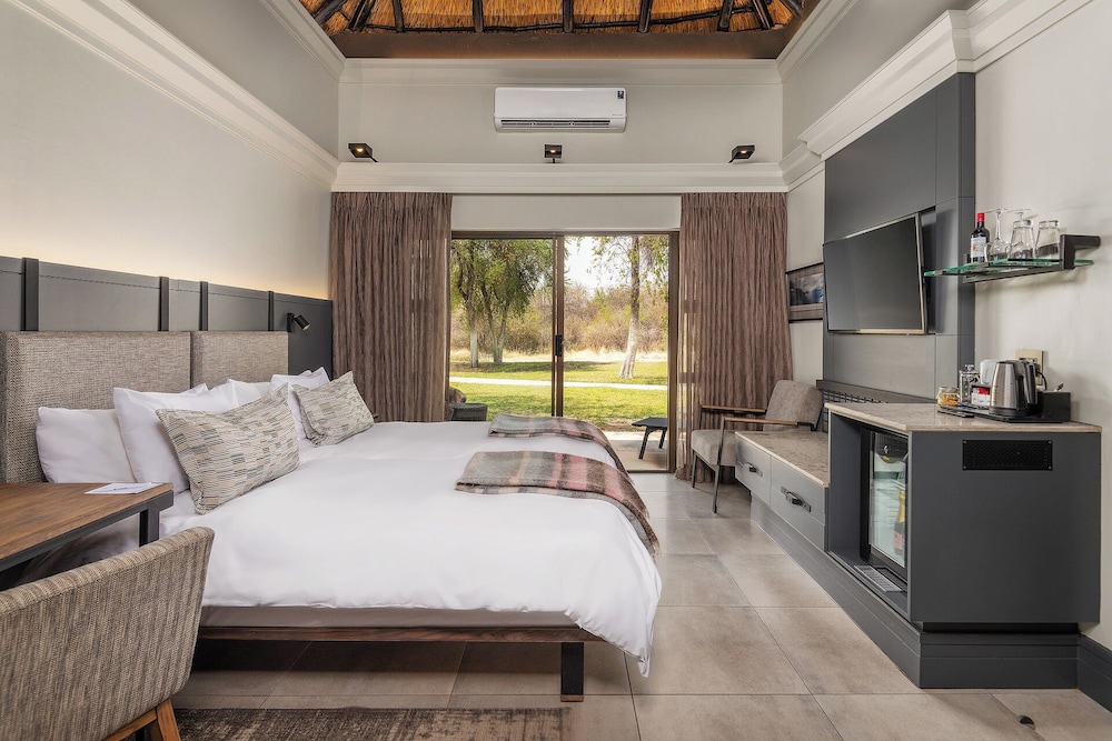 Mokuti Etosha Lodge 16/69
