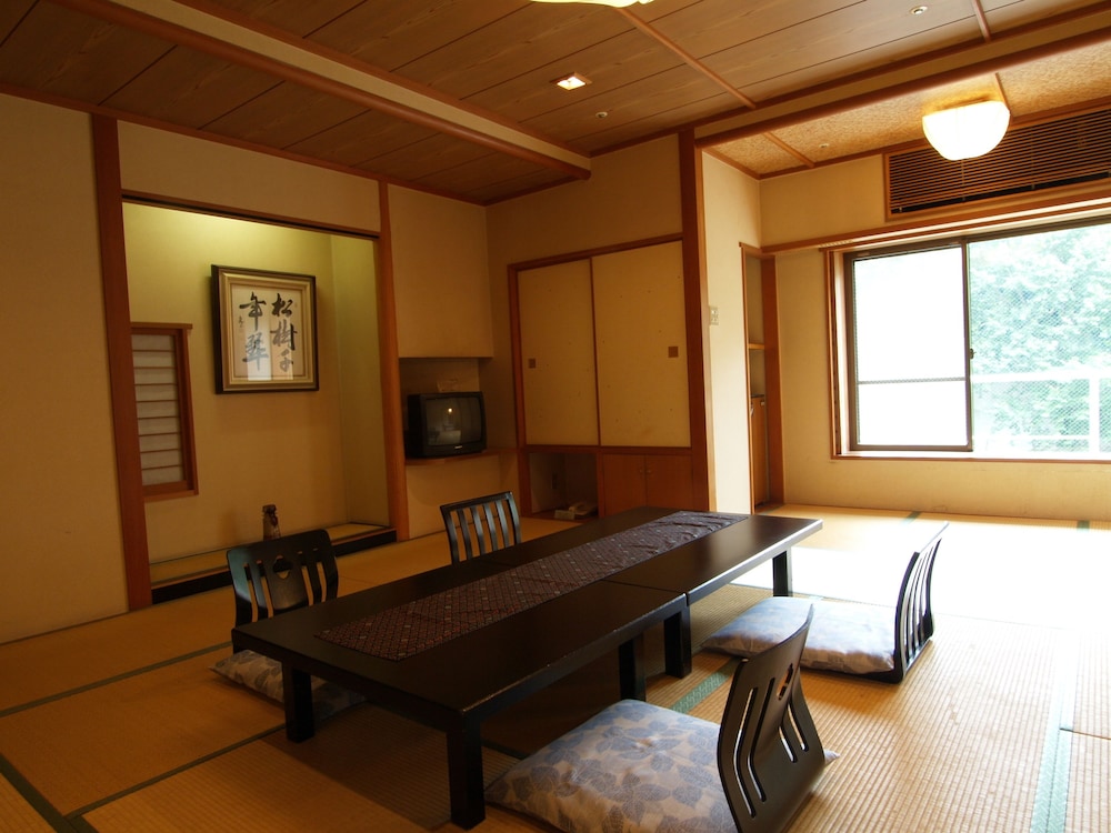Hakone Suimeisou 32/41