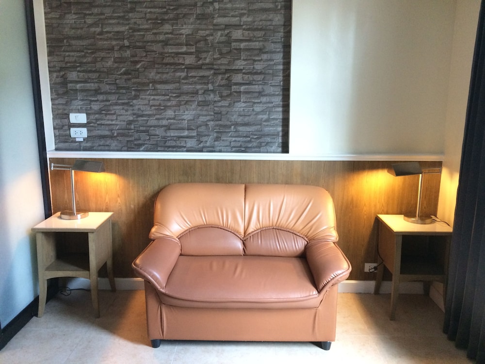 BOURBON ST BOUTIQUE HOTEL 24/35