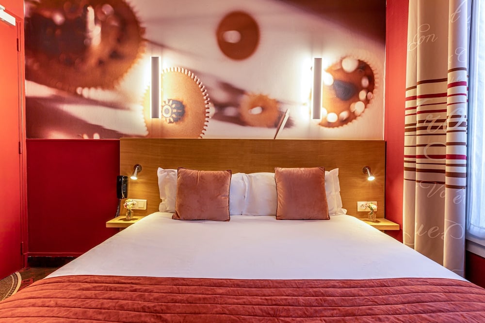 Adjoining, 2 Double Beds، Ariane Montparnasse 9/10