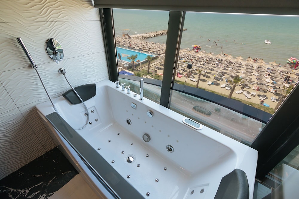 Brilliant Hotel & SPA Golem 43/43