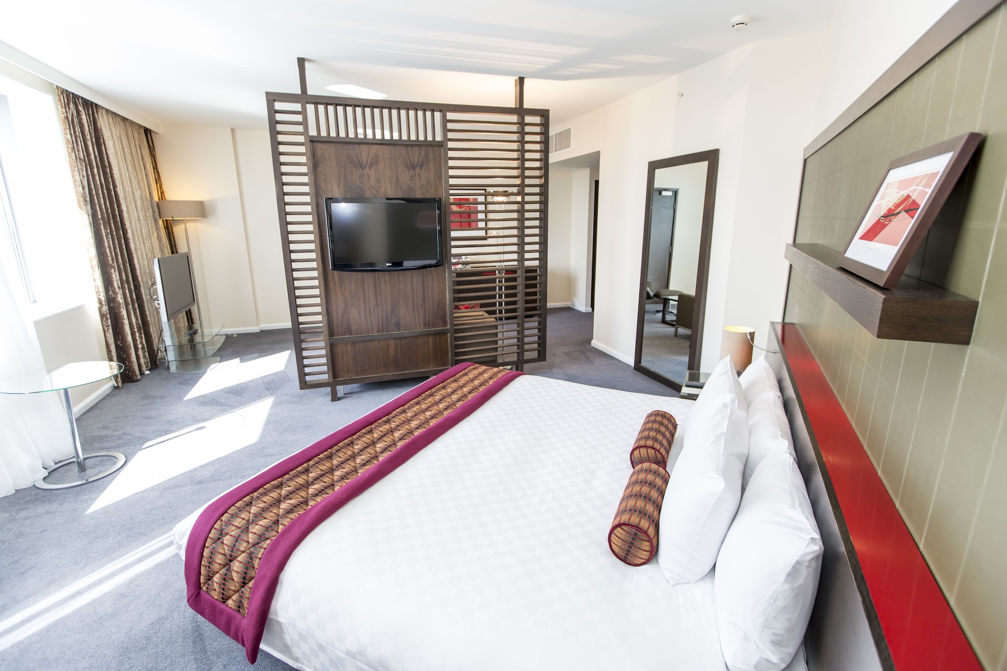 PREMIER, FAMILY, KING BED, WITH EXTRA BED