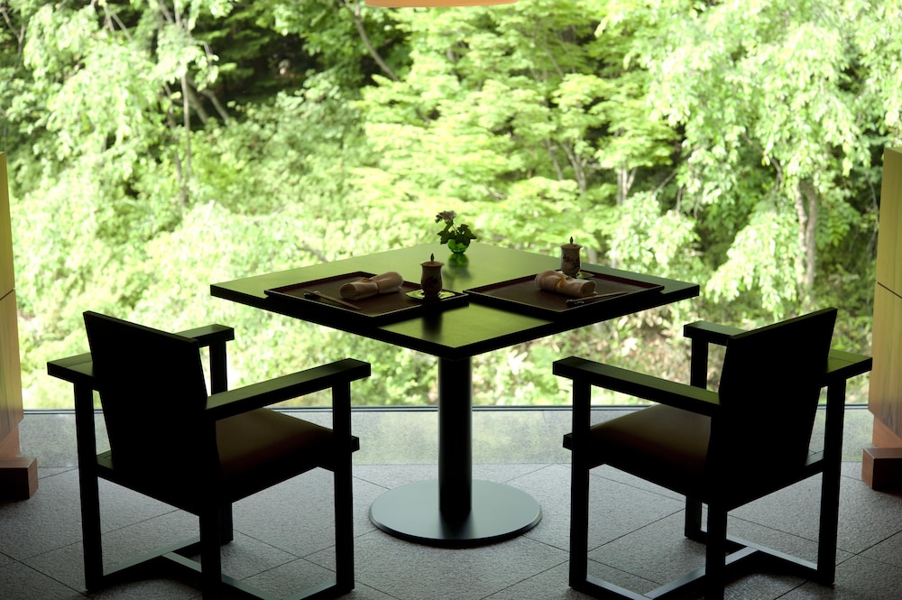 Hoshino Resorts Kai Tsugaru 5/70
