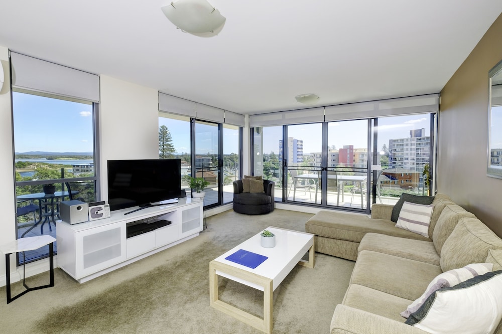 Sevan Apartments Forster 48/74
