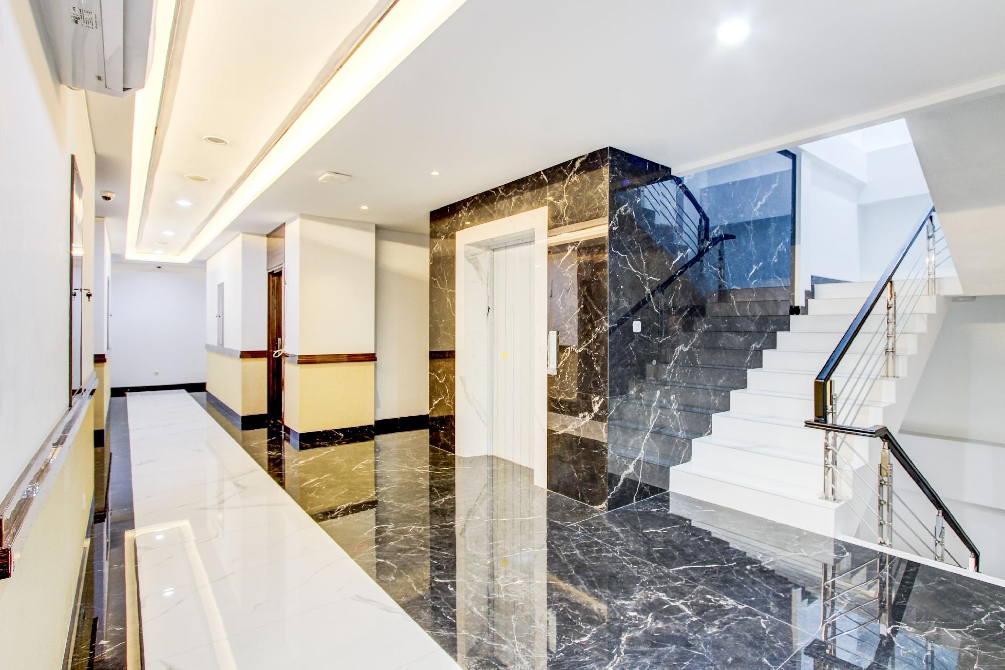 Townhouse OAK Near The Park Mall Semarang Formerly Semarang Boutique Hotel 32/32