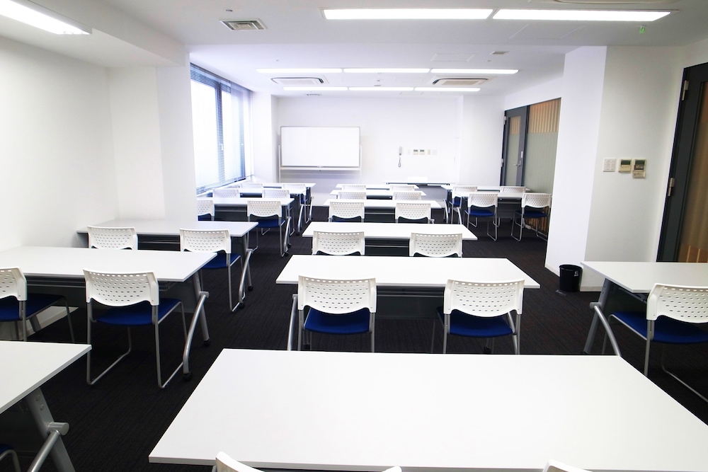 Hotel Mystays Ochanomizu Conference Center 42/43