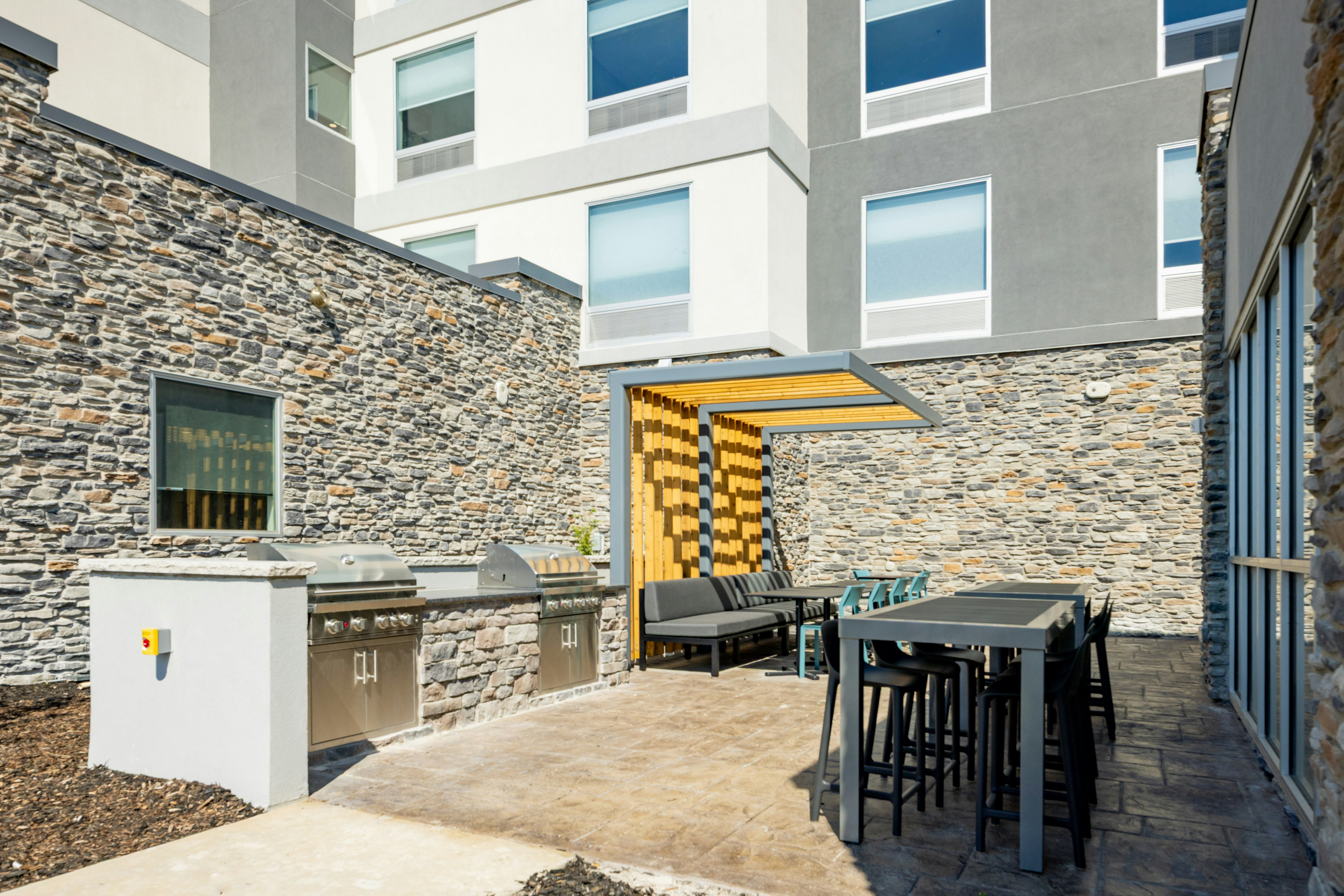 Home2 Suites by Hilton Kalamazoo Southeast 24/24