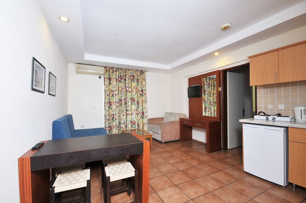 Greenpark Apartments 30/49
