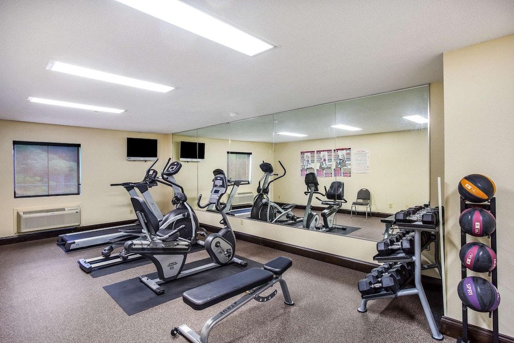 Quality Inn Charleston South 25/46