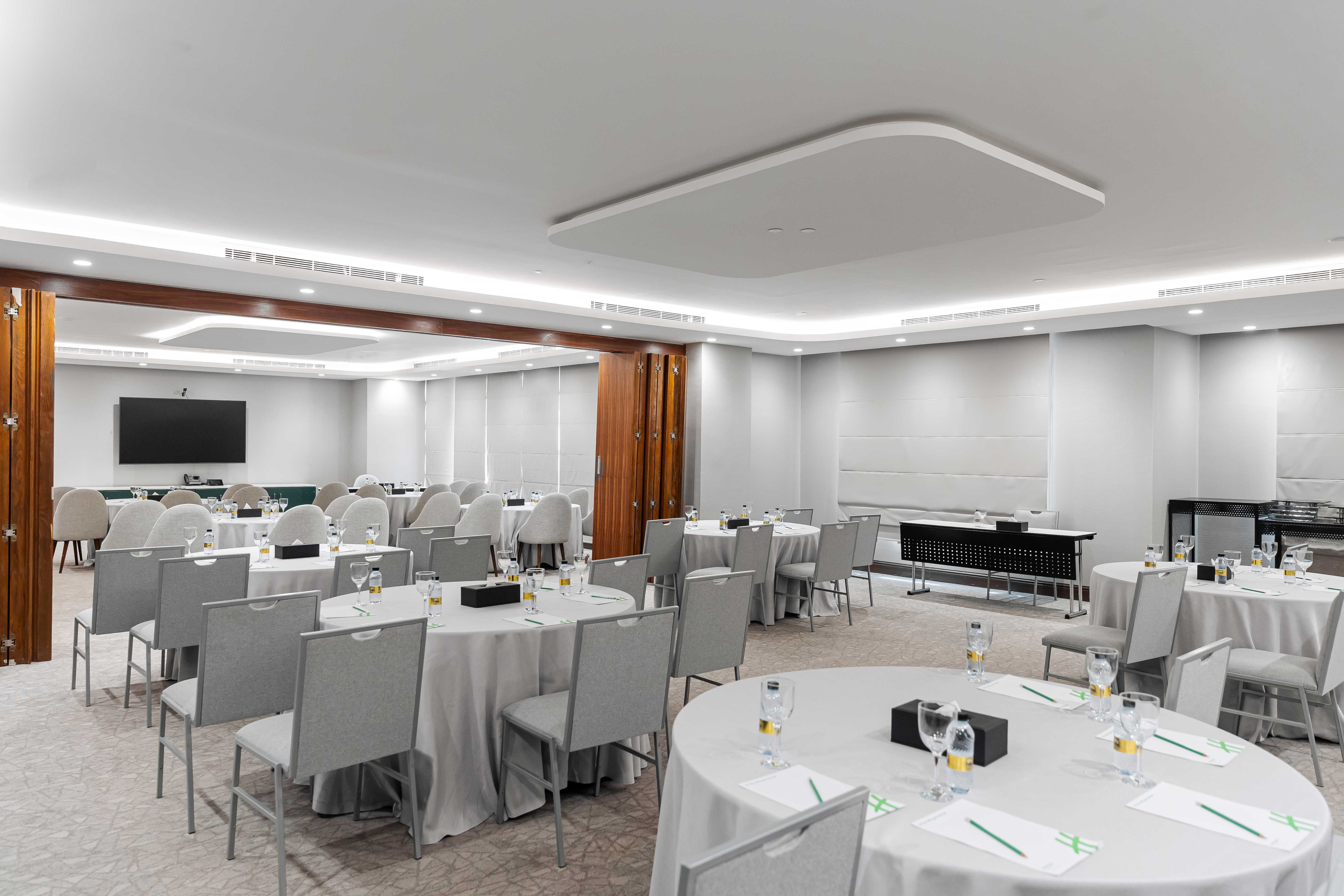 هوليداي إن الرياض منطقة الأعمال(Holiday Inn Riyadh The Business District) 31/50
