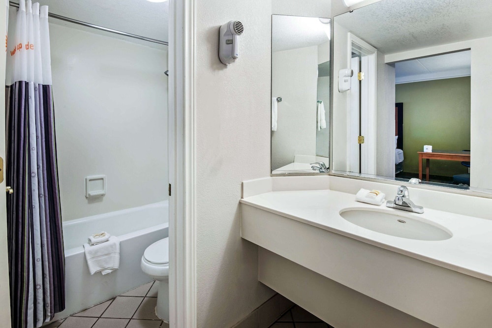 La Quinta Inn by Wyndham Amarillo Mid-City 21/52