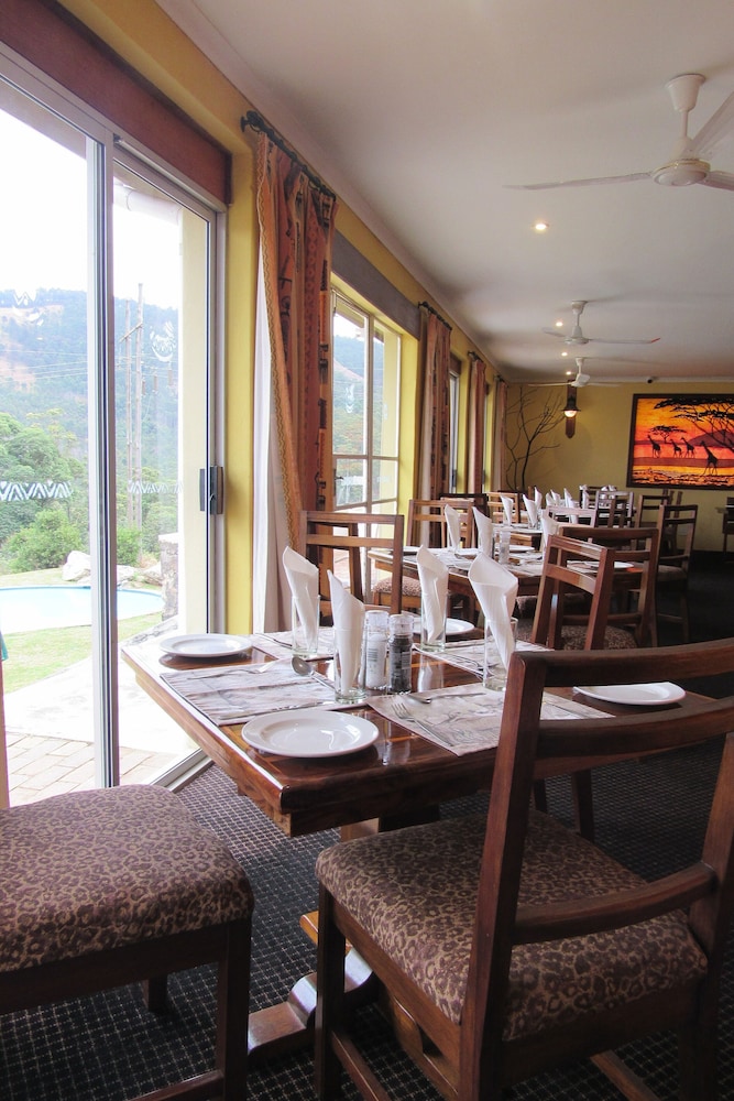 Emafini Country Lodge 33/57