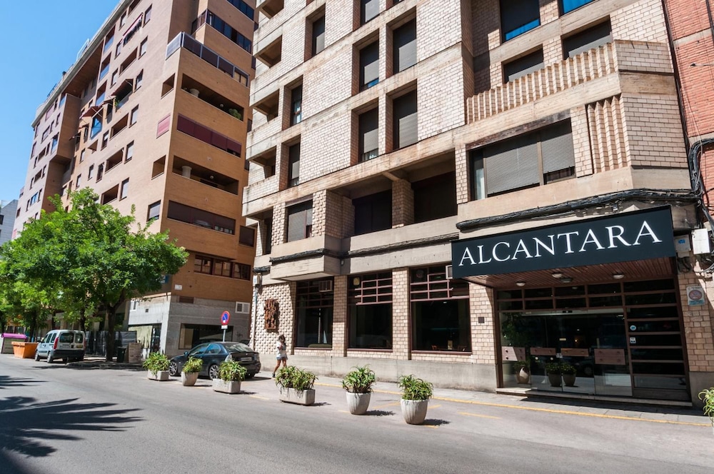Hotel Alcantara 18/24