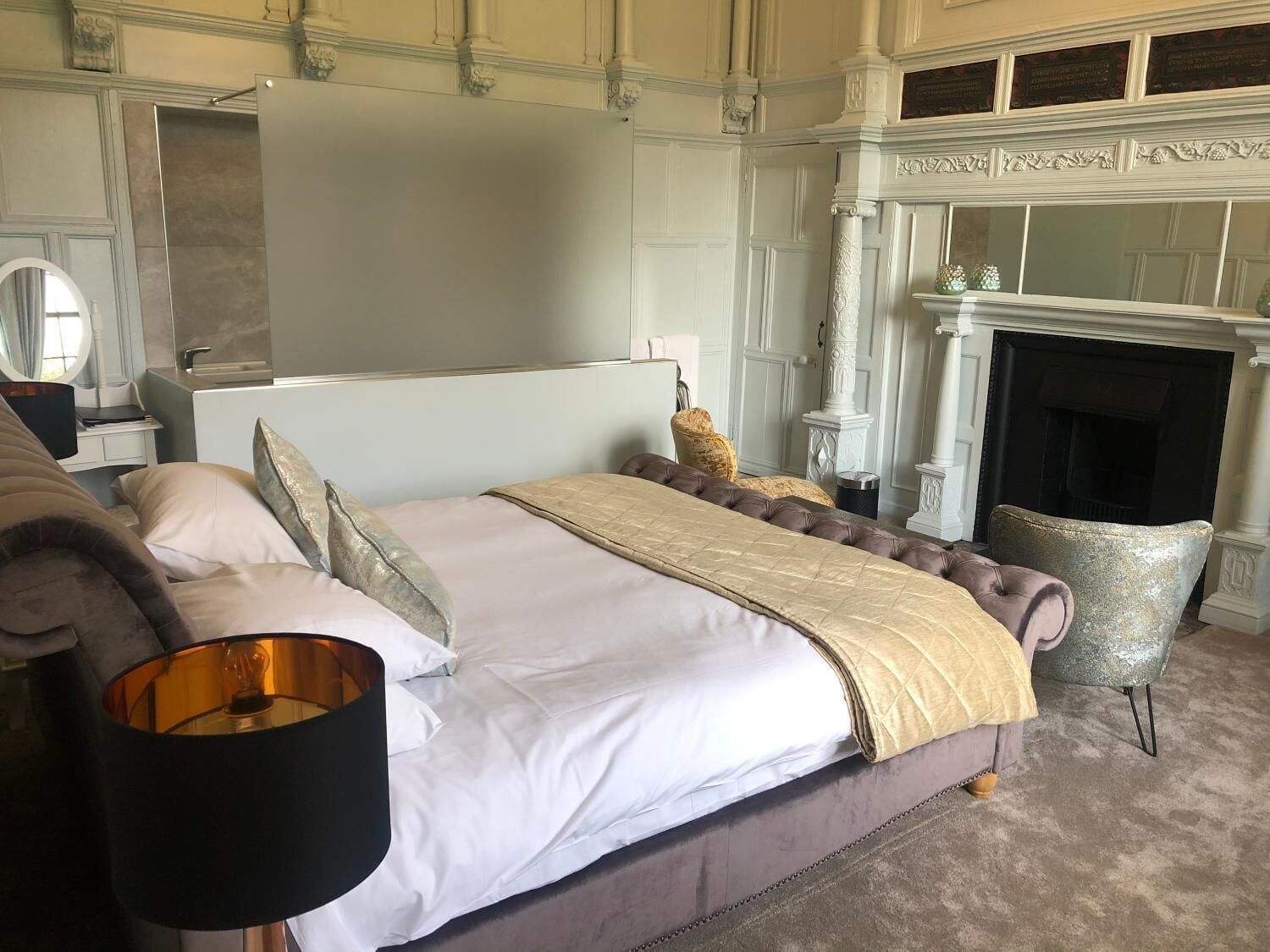 Executive, King Bed