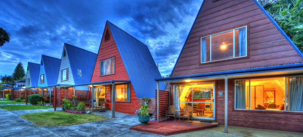 A-Frame Chalets Mokutu 5/28