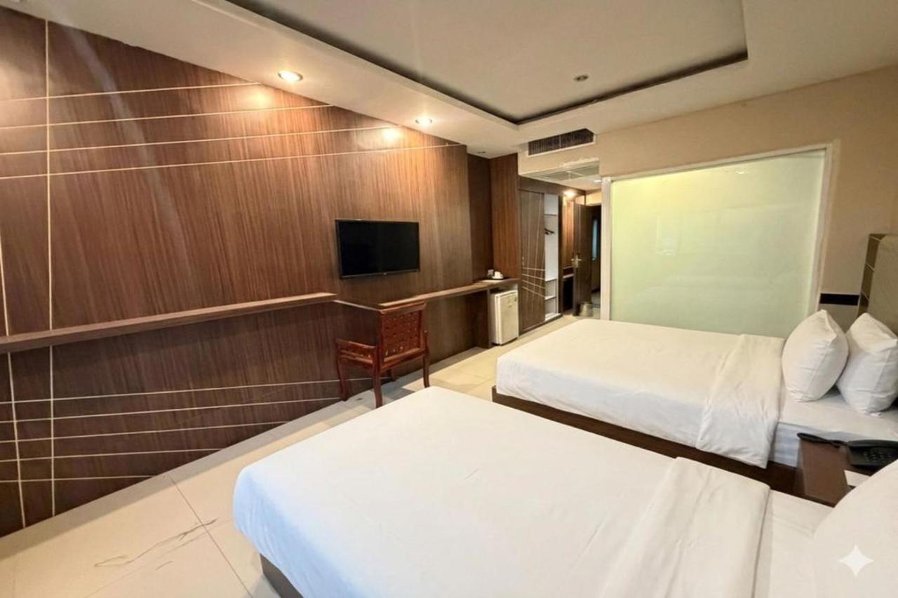Sunday Grand Jomtien Pattaya 14/41