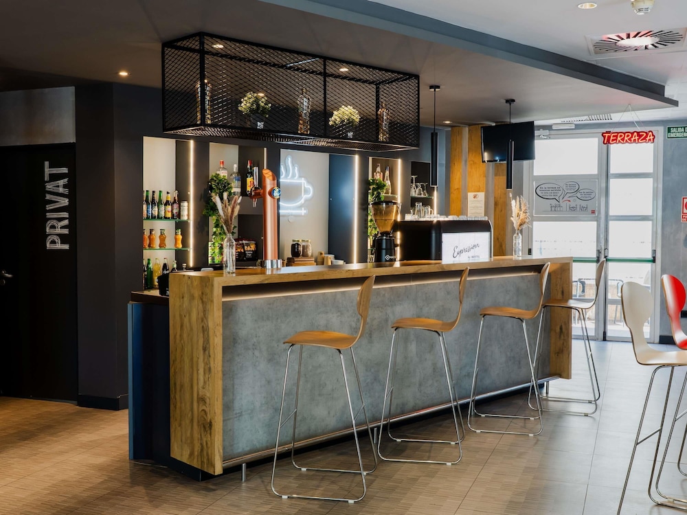 ibis Barcelona Castelldefels 11/79