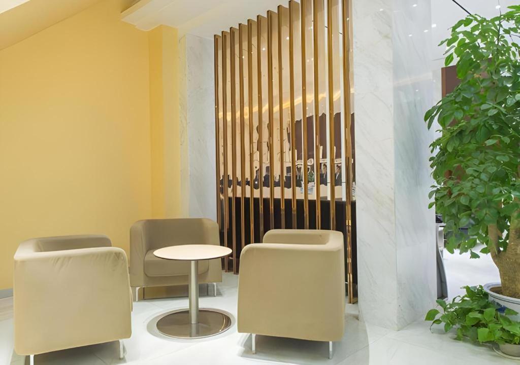 City Comfort Inn Wuhan Guanggu Textile University 42/50
