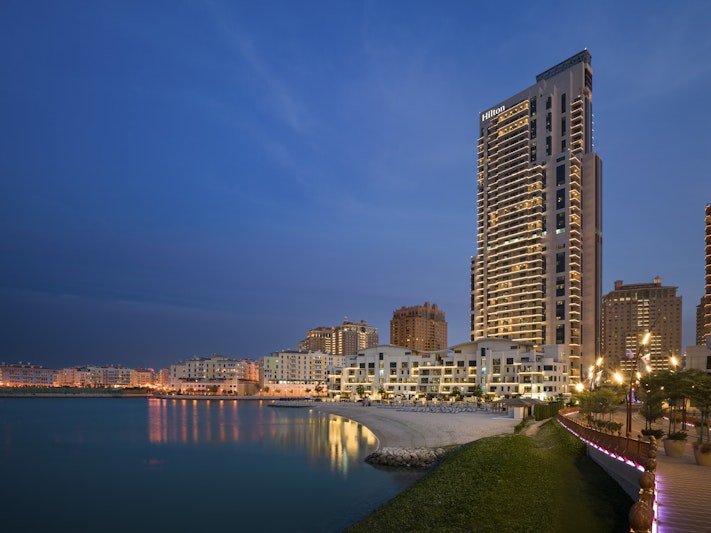 Hilton Doha The Pearl Residences 61/75