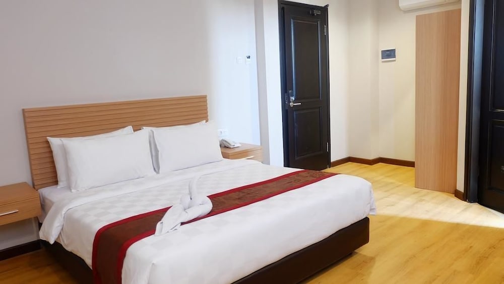 Syariah Radho Hotel Sengkaling 16/27