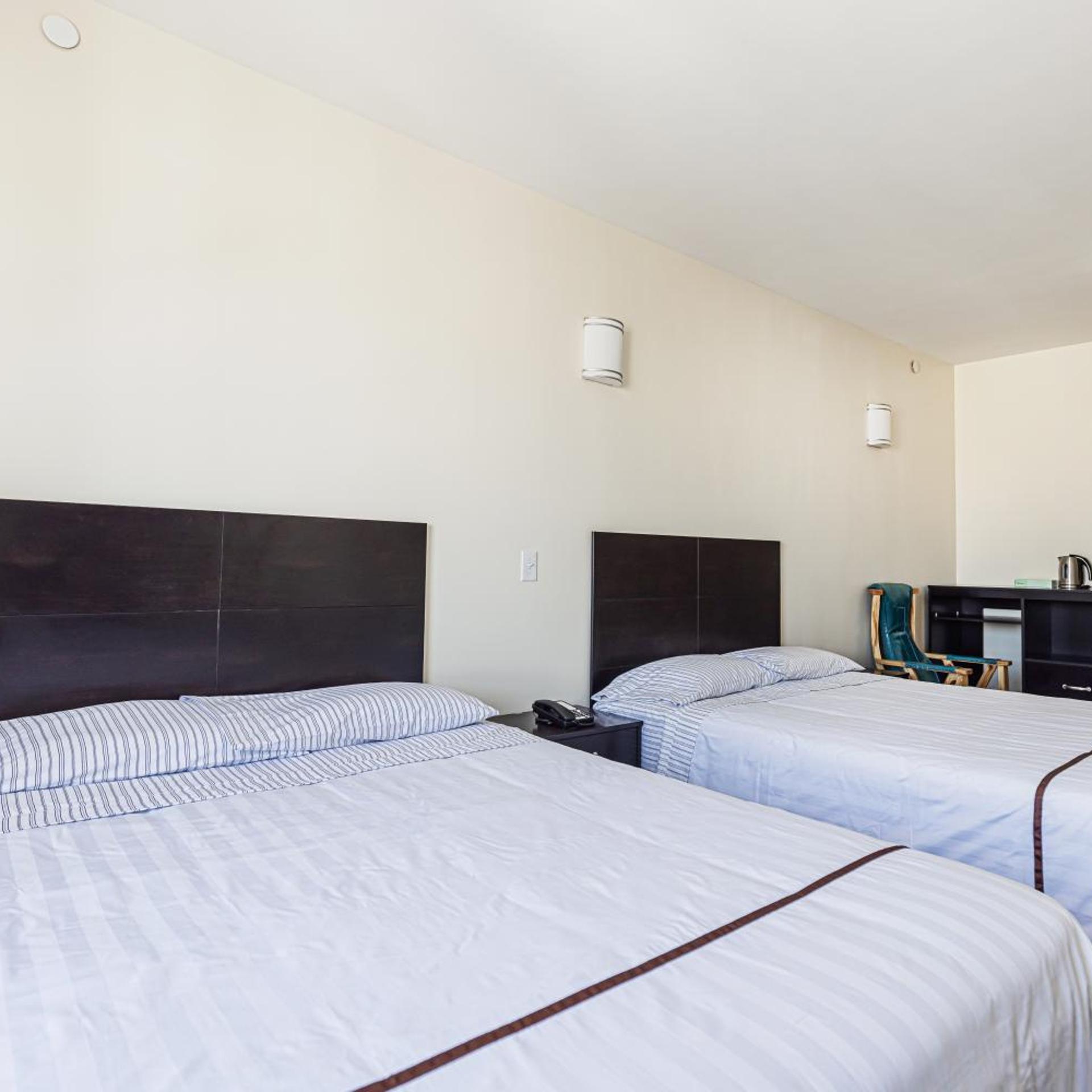 Deluxe, Double Bed