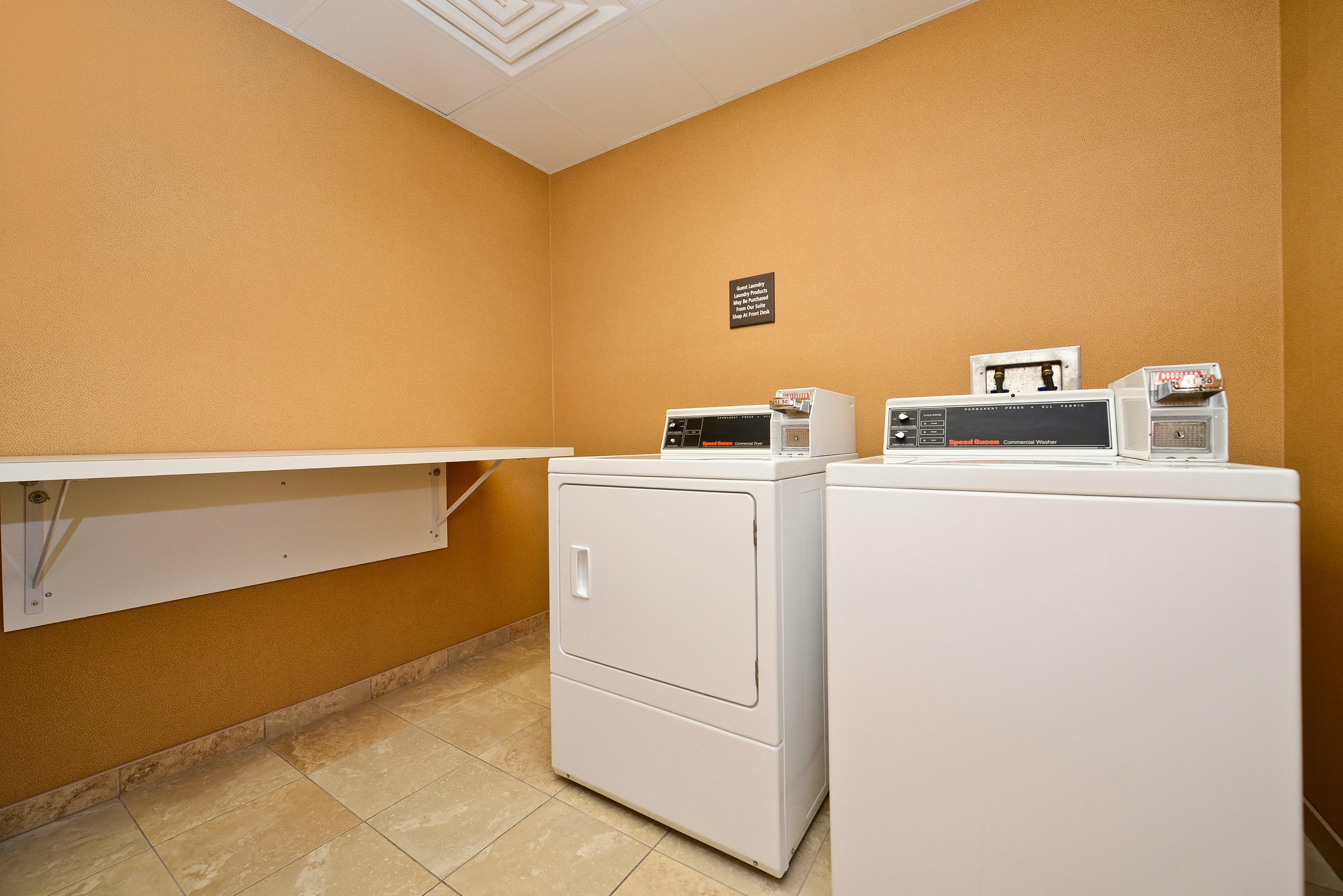 Hampton Inn Suites Richmond 8/50