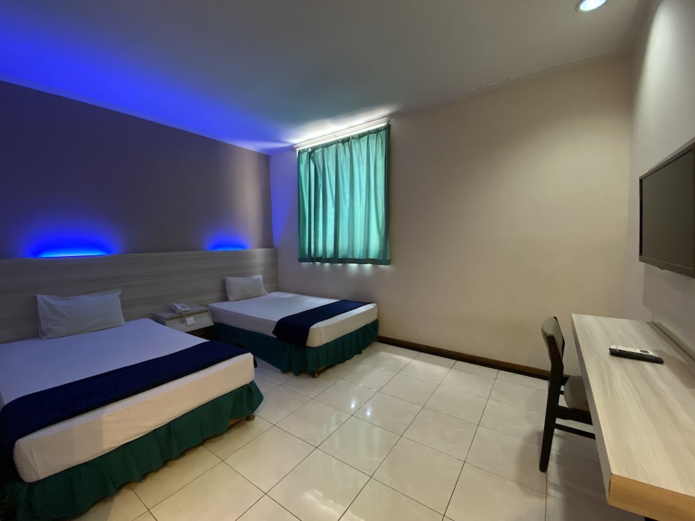 Hotel Kharisma 23/53
