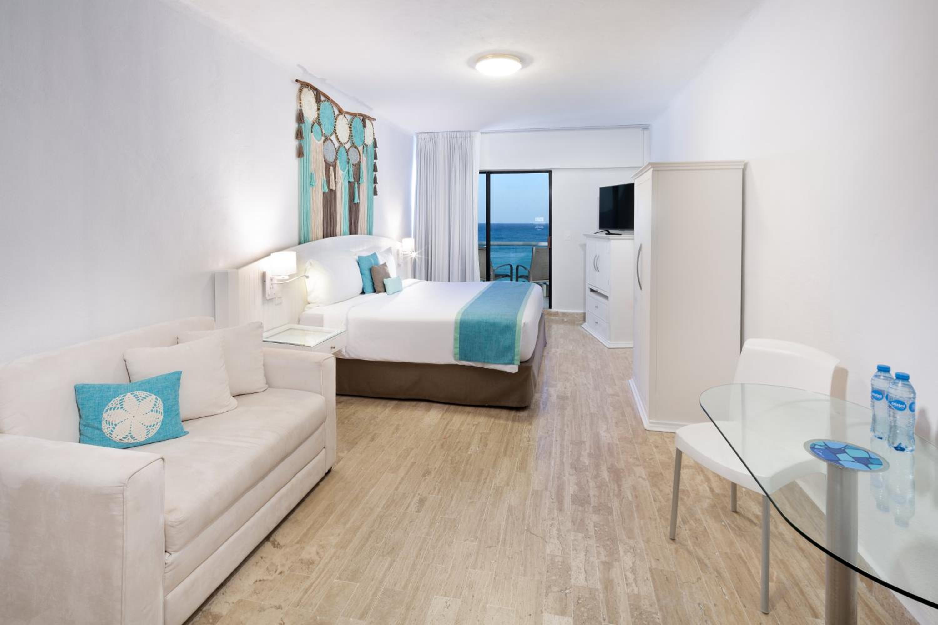 Room at Cyan Cancun Resort & Spa, CANCUN