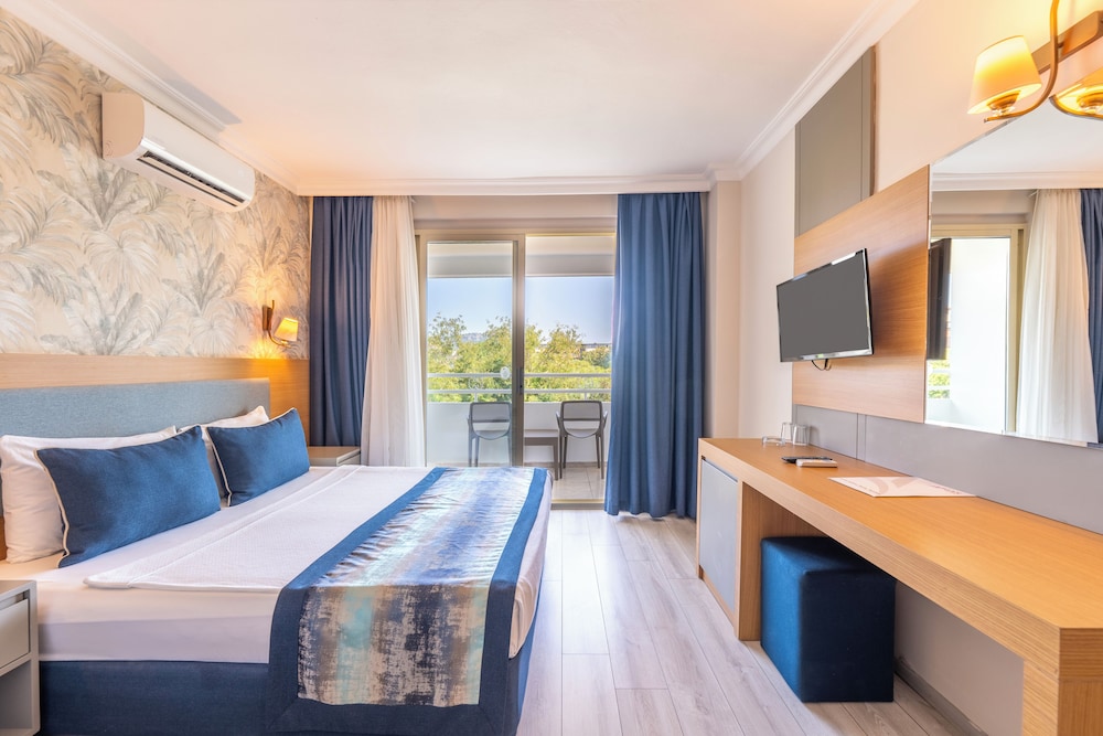 BEACH, STANDARD, DOUBLE BED