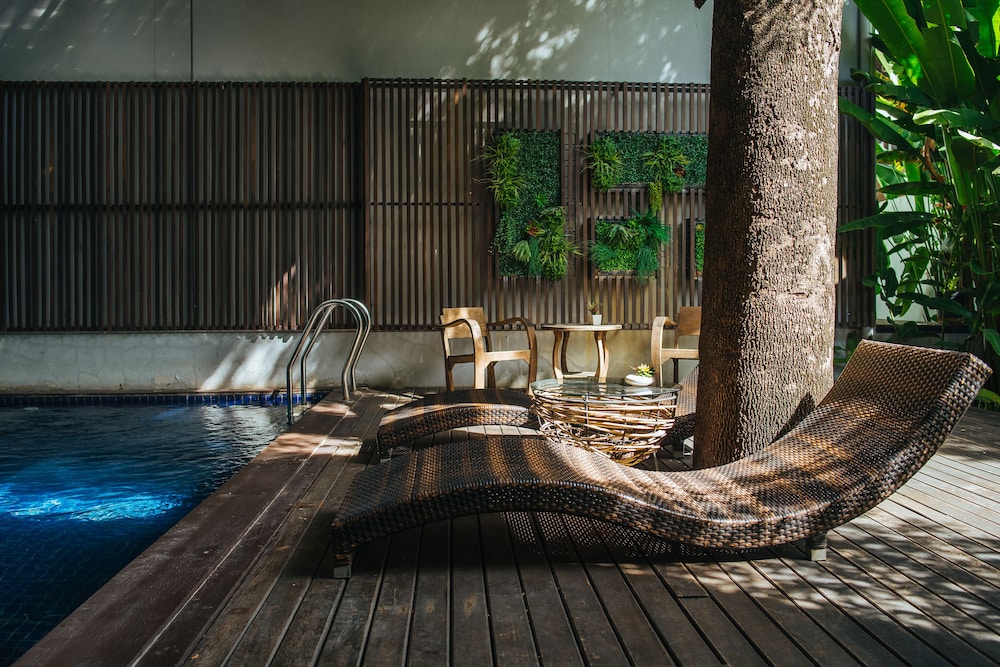 Ketawa Pet Friendly Hotel and Cafe (ex Ketawa Stylish Hotel) 16/43