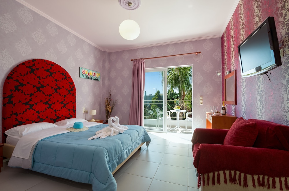 Paradice Hotel Luxury Suites 15/50