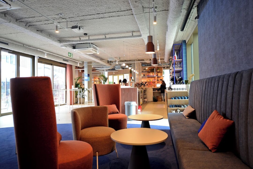 Ibis Budget Gent Centrum Dampoort 38/63
