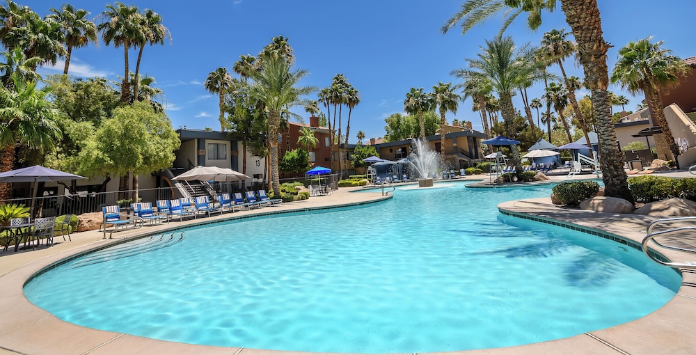 Alexis Park Resort 65/67