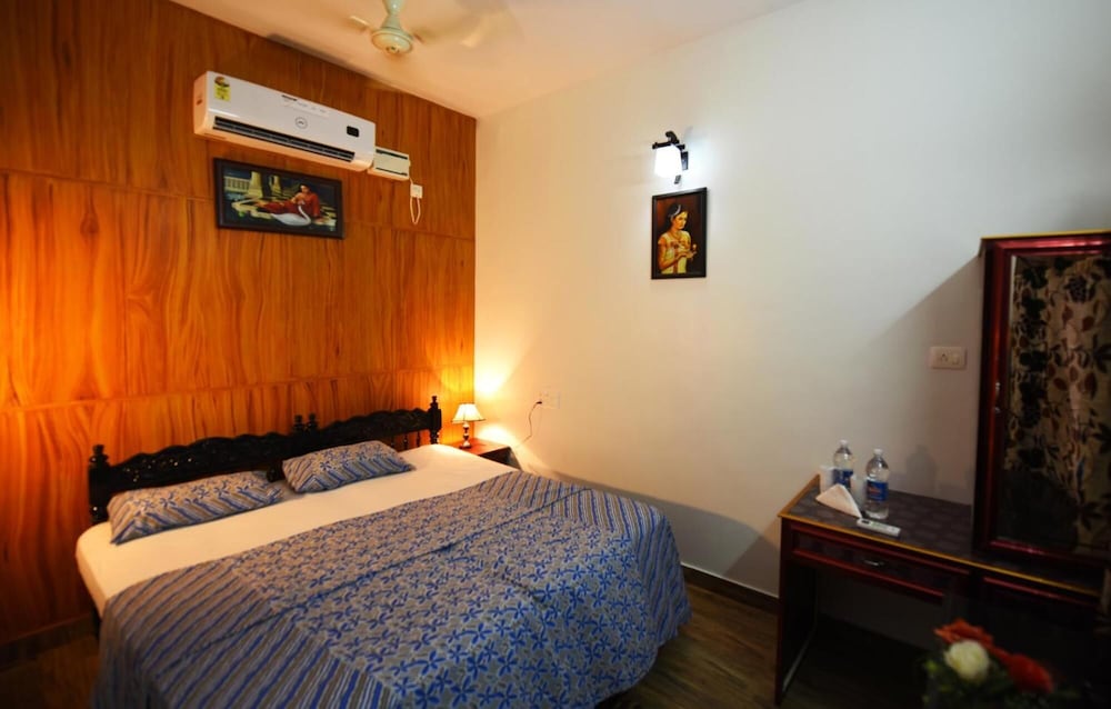 IDEAL AYURVEDIC RESORT AND NEW IDEAL PANCHAKARMA CENTRE 20/50