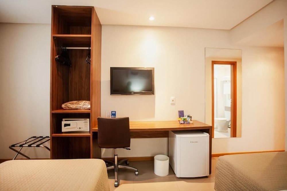 Ibis Styles Belem Hangar 54/69
