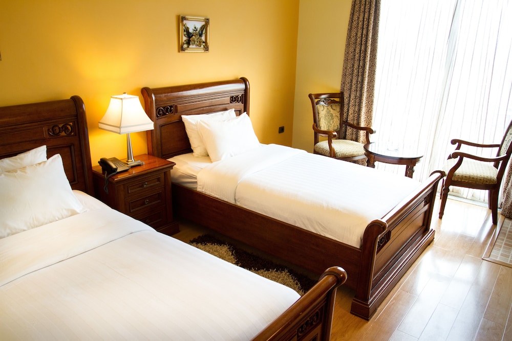 Solo Te Hotel 8/24