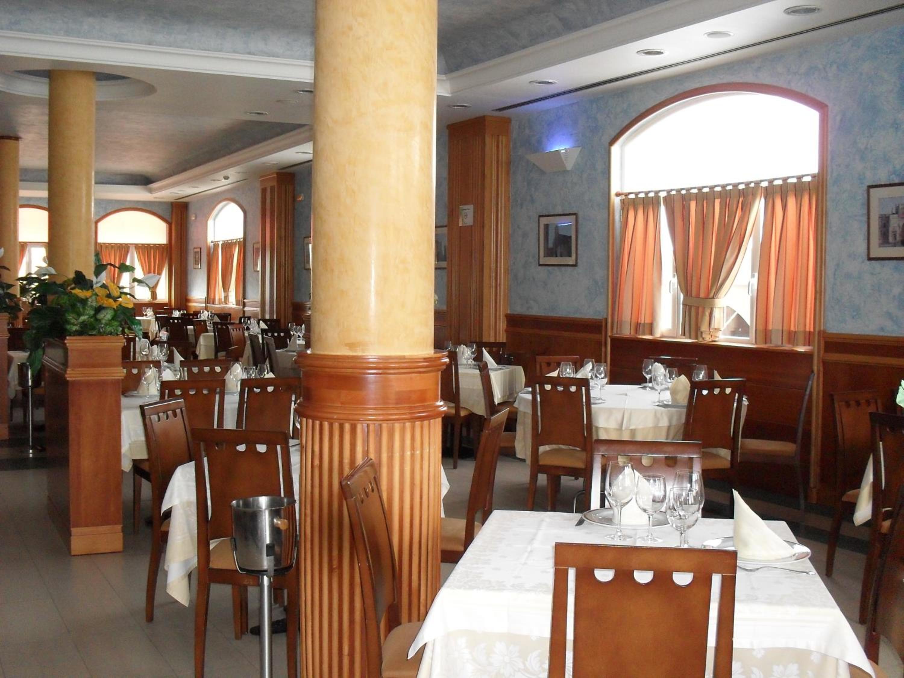 Hotel Camino Real 38/50