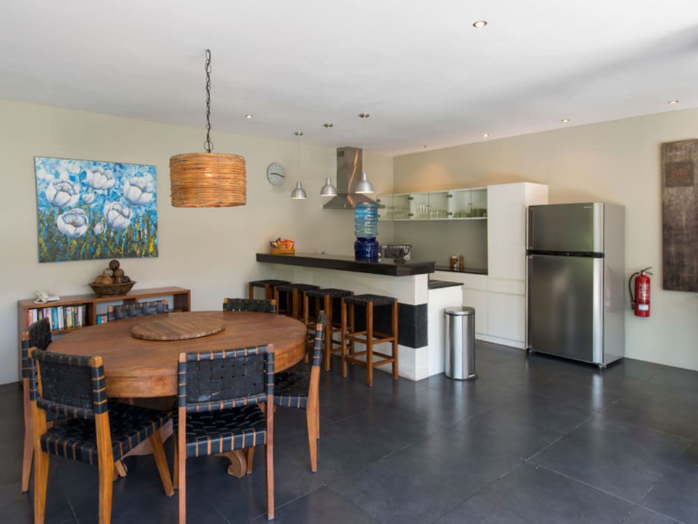 Anyar Estate 28/50
