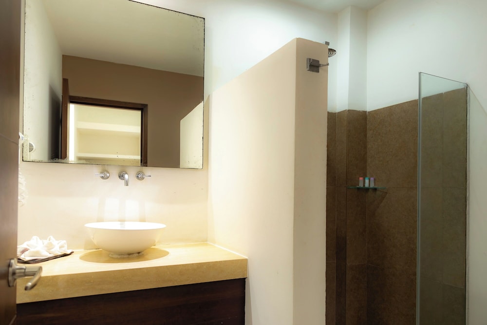 Koox Quinto Sole Boutique Hotel 49/50