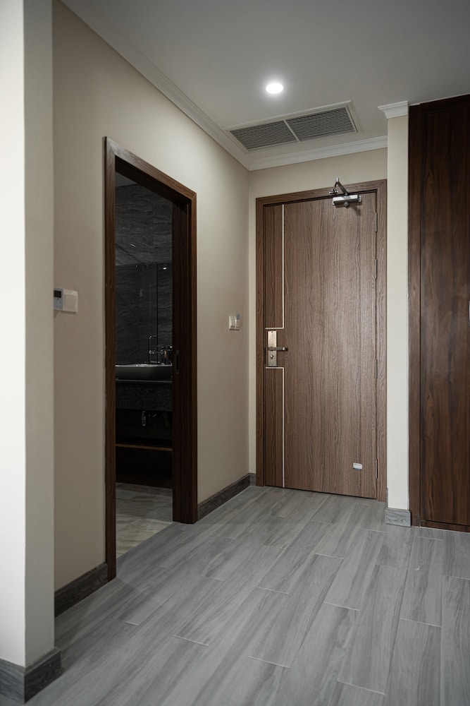 The Onra Hotel 2/41