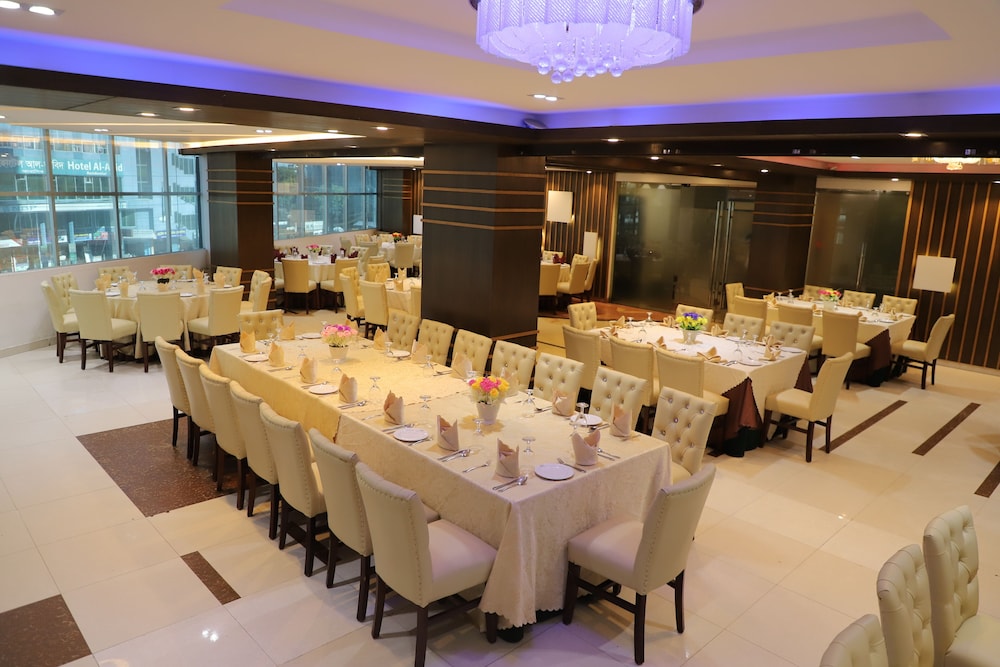 HOTEL VALLEY GARDEN 58/67