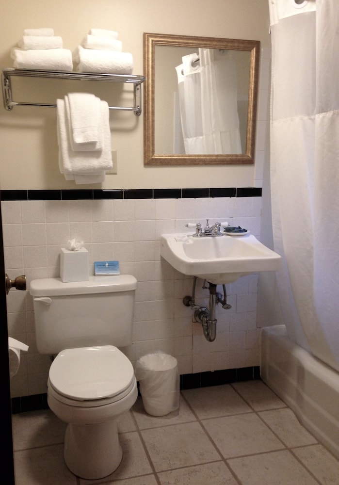 Ocean Park Inn 29/32