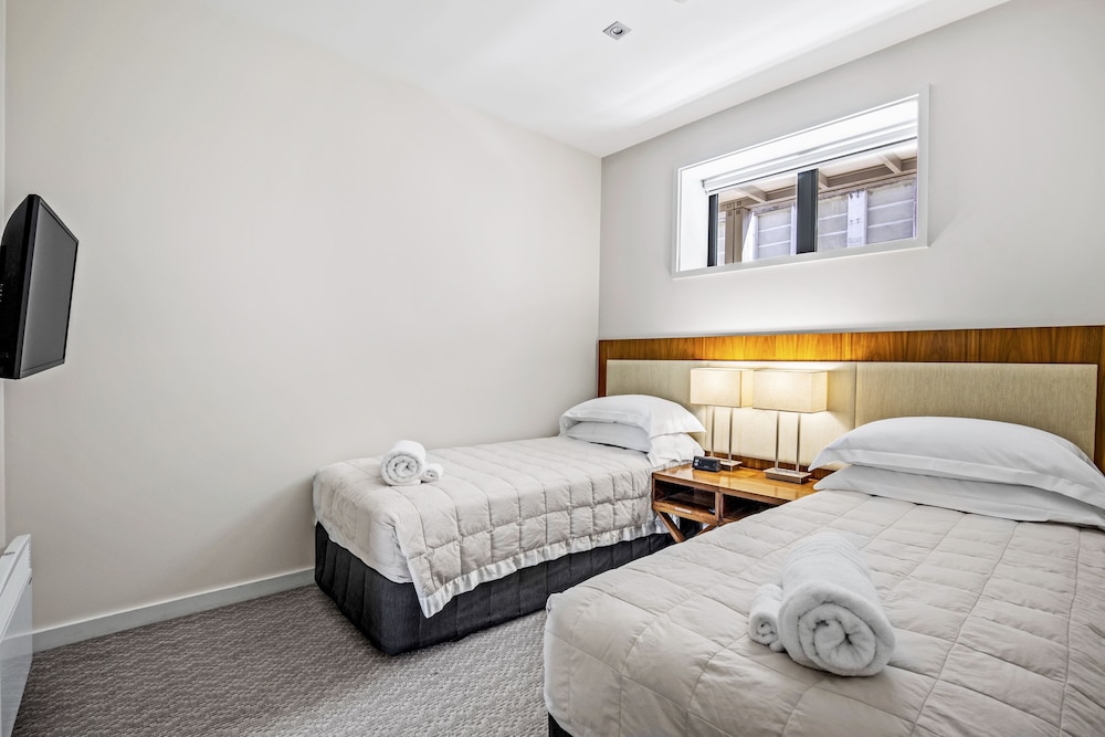 The Rees Hotel and Luxury Apartments 23/63