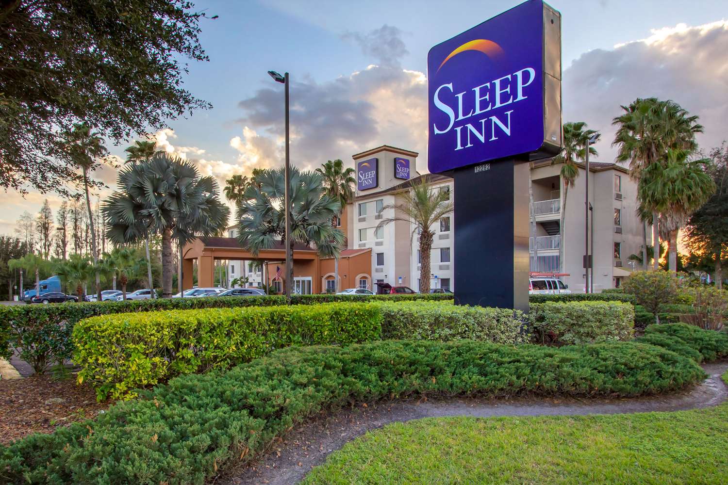 Sleep Inn near Busch Gardens - USF 50/52