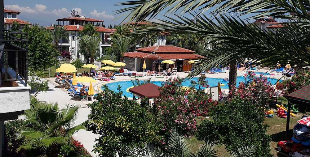 Sunlight Garden Hotel 18/20