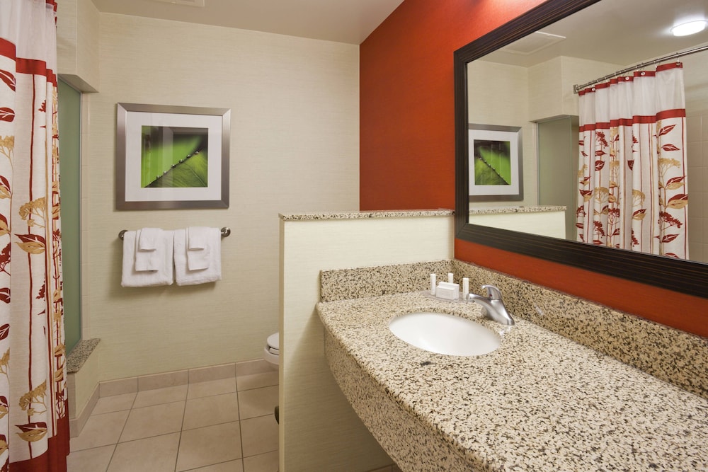 Courtyard by Marriott Minneapolis Maple Grove/Arbor Lakes 69/70